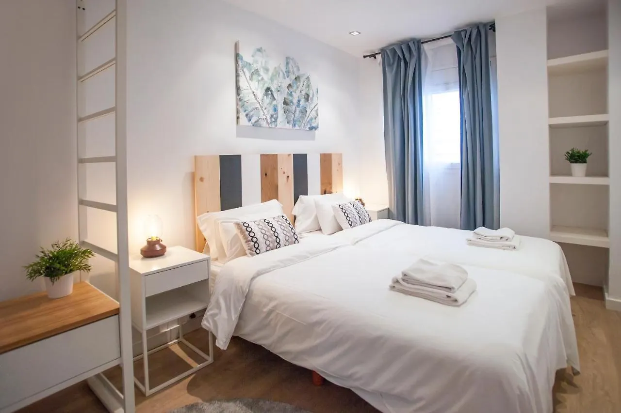 Tendency Apartments 12 Penthouse Barcelona